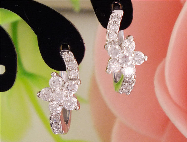 Free Shipping 1pair silver womens Clear CZ Zircon Flower hoop earrings